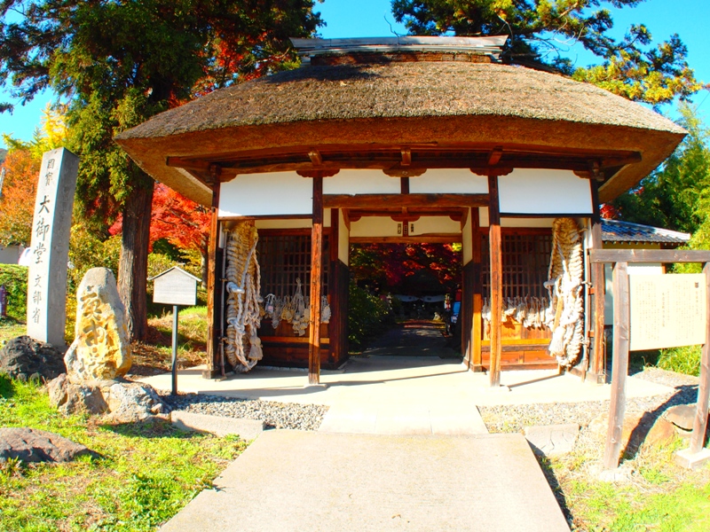 千曲市戸倉上山田温泉周辺智識寺十一面観音