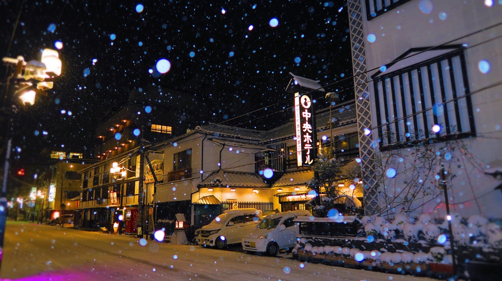 長野県千曲市戸倉上山田温泉中央ホテル道路積雪状況